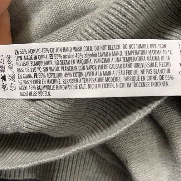 Anthro endless Rose off shoulder sweater. - Picture 3 of 3